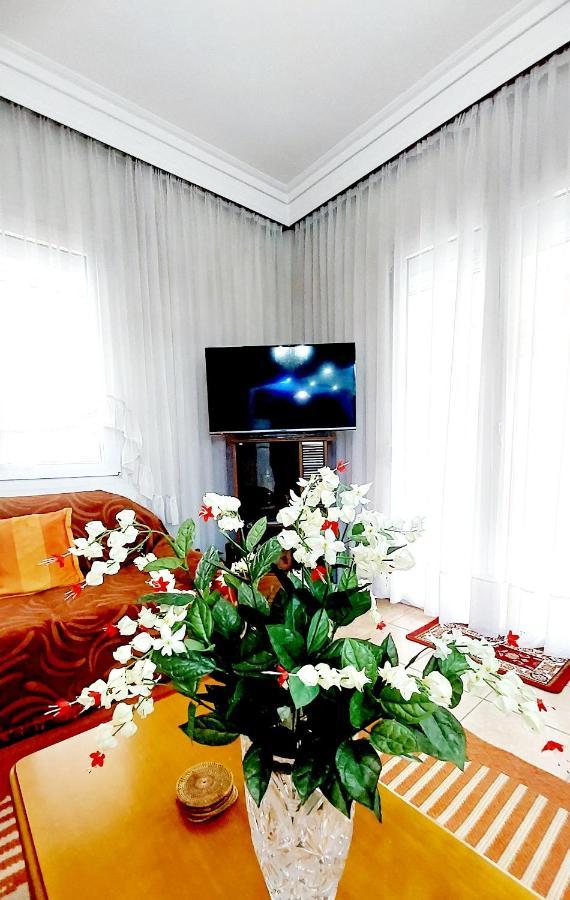 "Home Sweet Home" 3 Bedrooms Big House 110M Free Indoor Parking! Thessaloníki Luaran gambar
